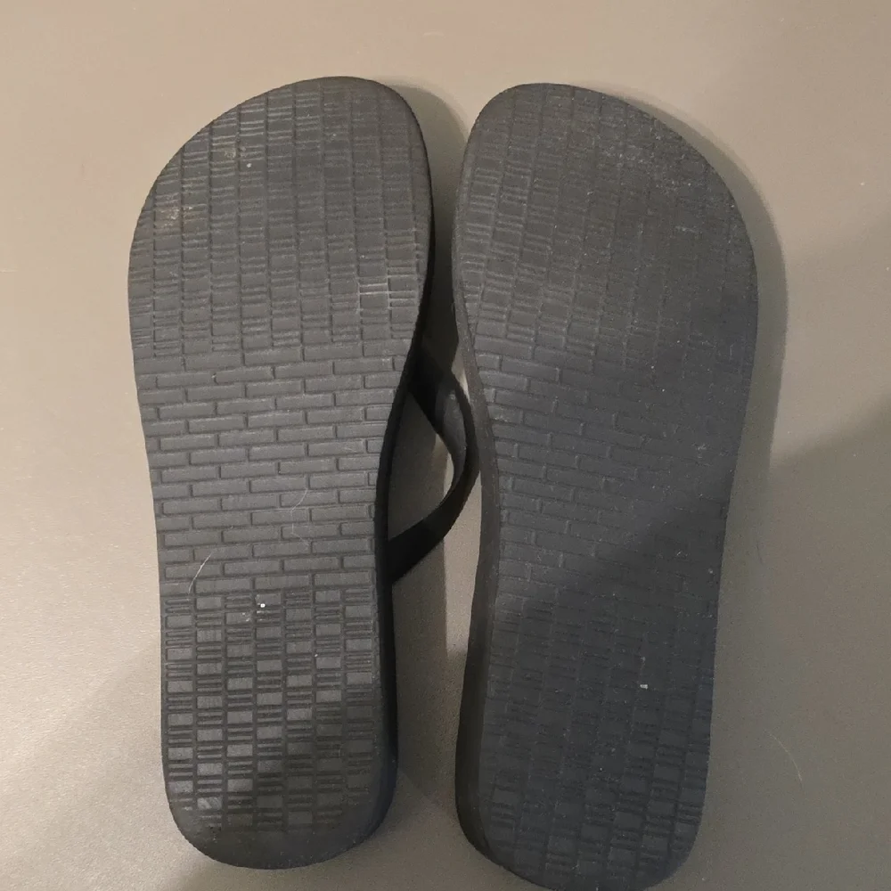 Tory Burch Black, Brown & Cream Leopard-Print Logo Flip Flop - Picture 6 of 6